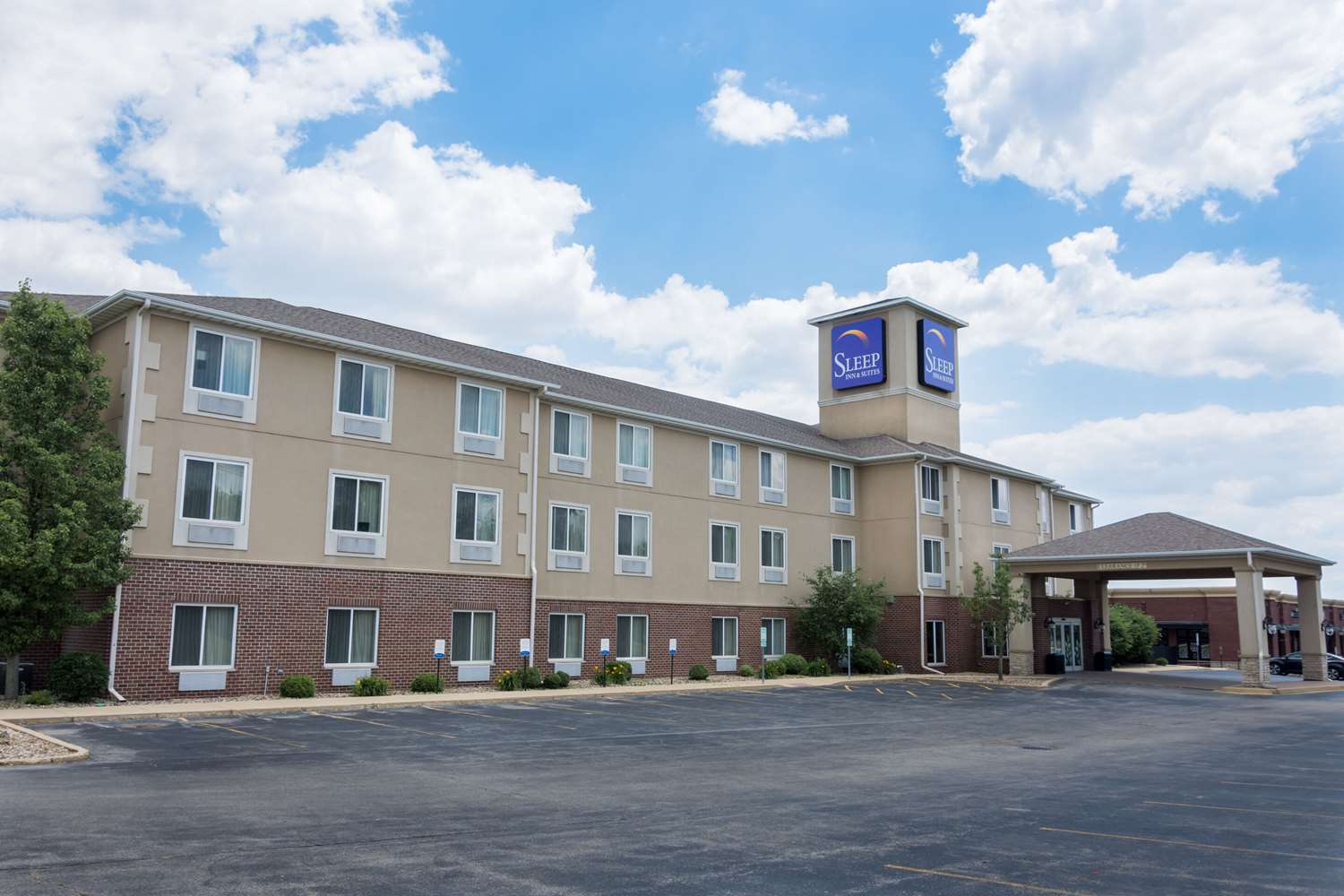 Sleep Inn & Suites Washington near Peoria 4/45