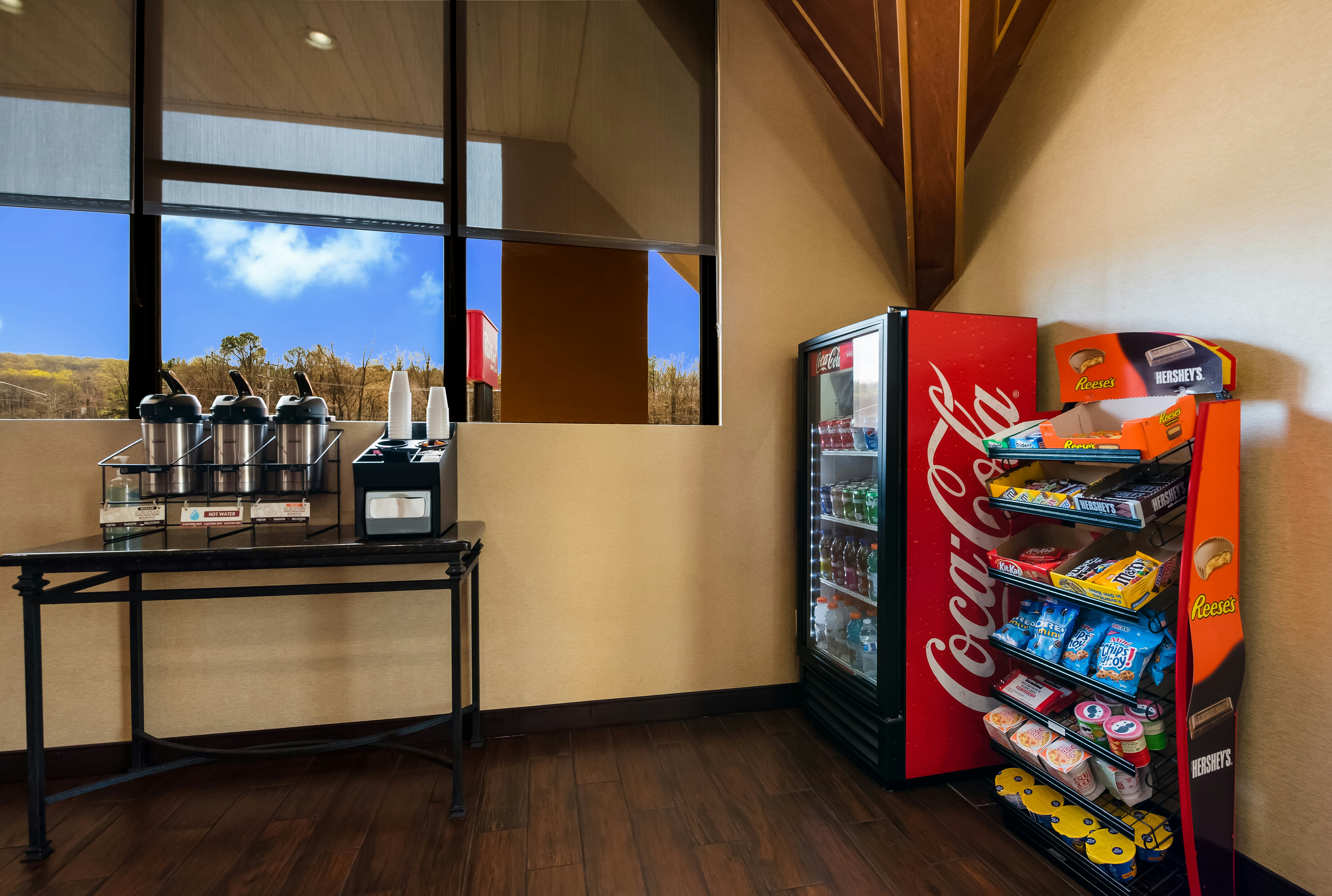 Red Roof Inn Suites Newark University 13/26