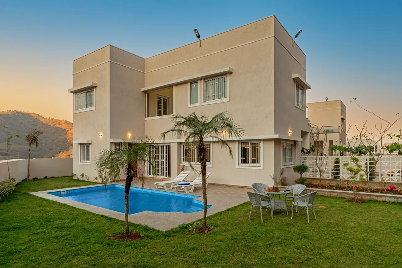 ELIVAAS Luxe 3 BHK with Swimming Pool Shourya Eden 11/21