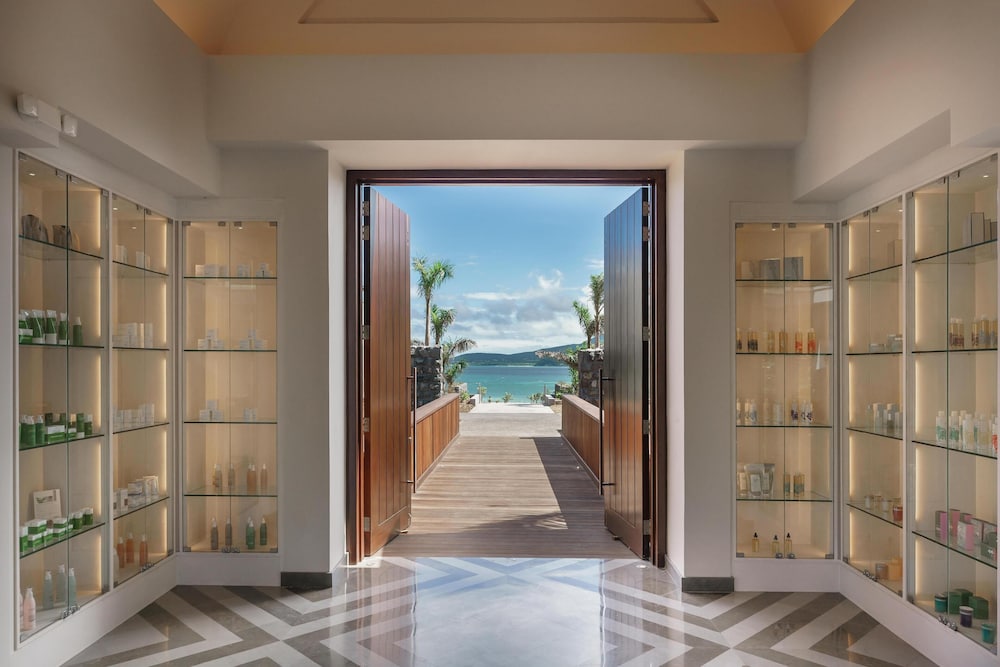 PARK HYATT ST. KITTS 2/74