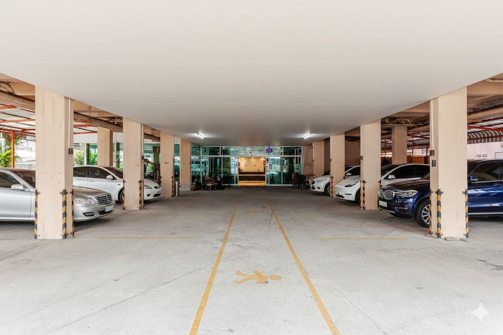 SCN City Hotel 42/50