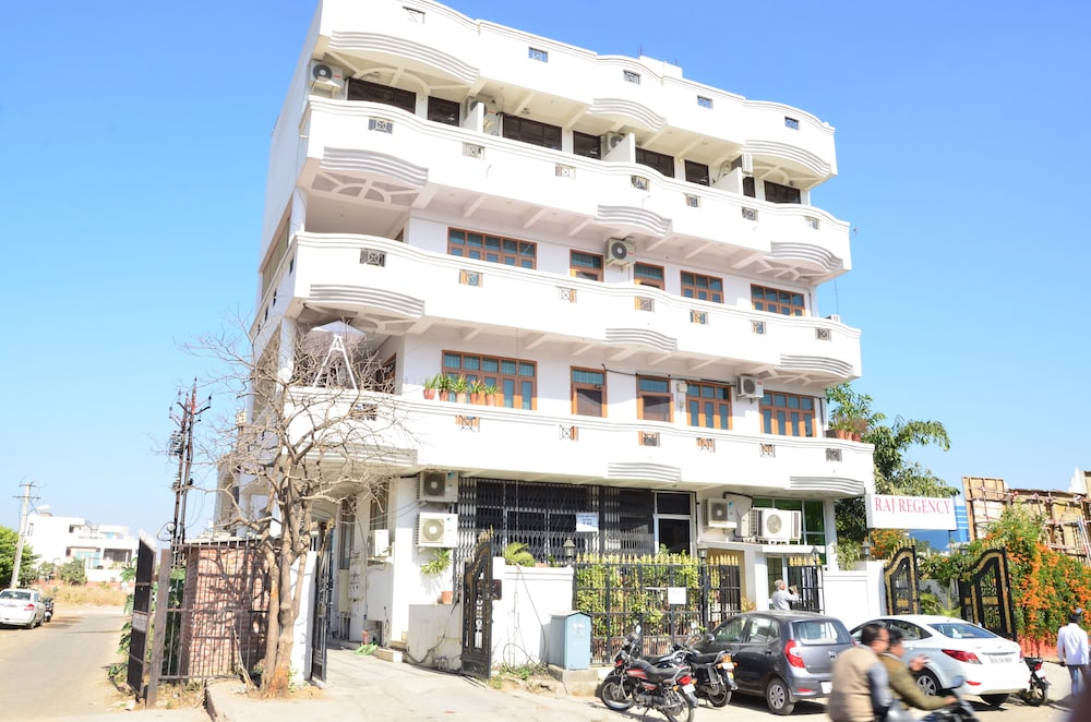 Raj Regency photo5