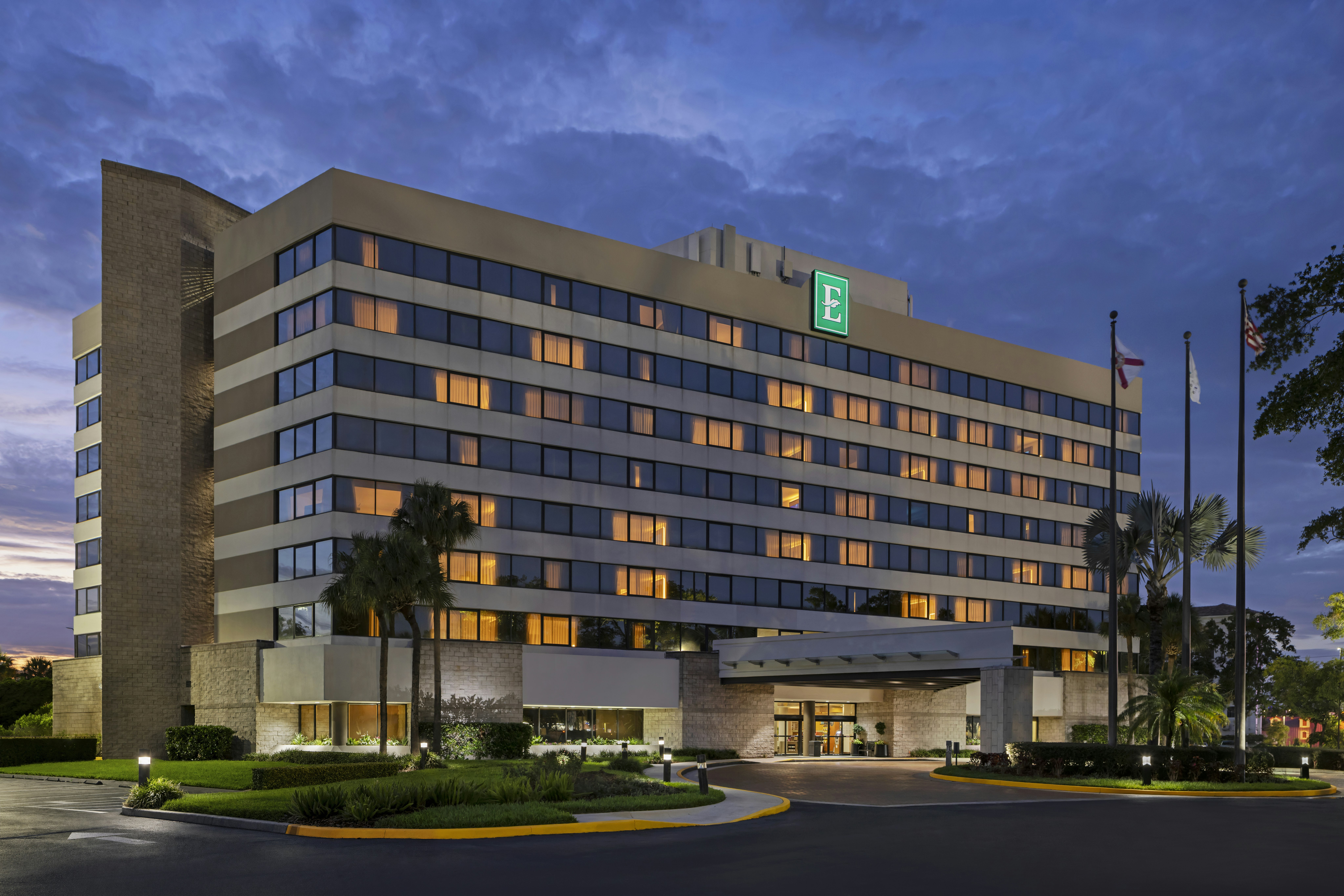 Embassy Suites by Hilton Orlando International Drive ICON Park 6/86