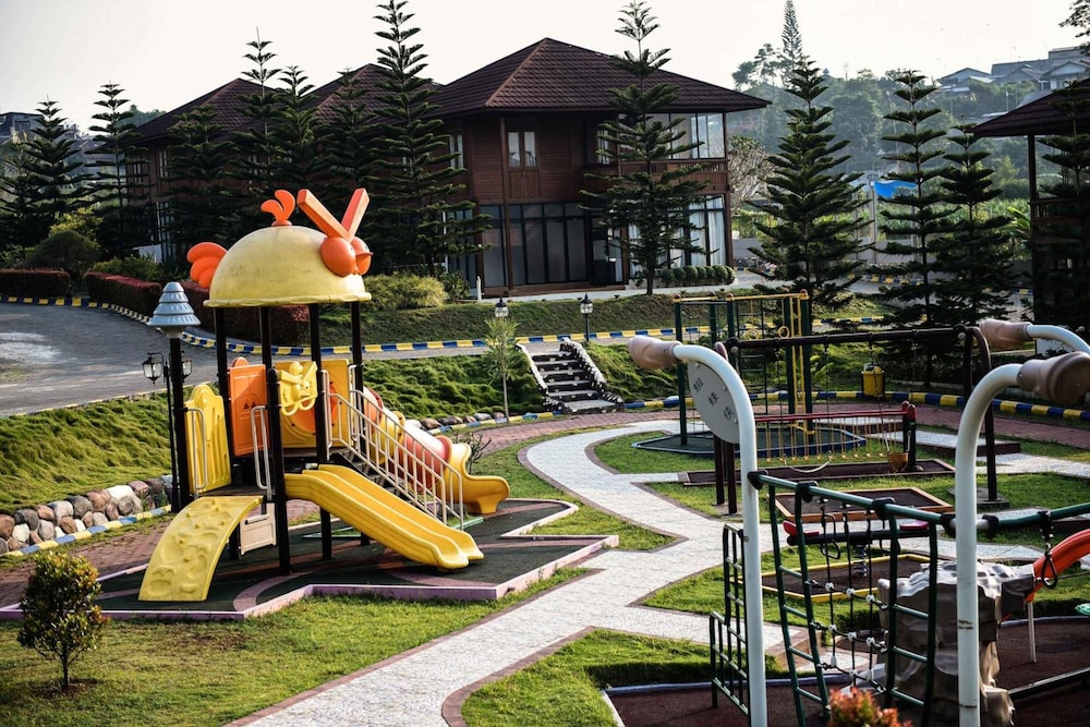JSI Resort 45/56