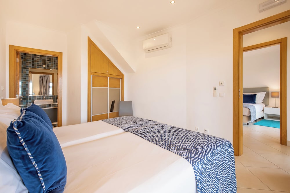 NAU Salema Beach Village 13/50