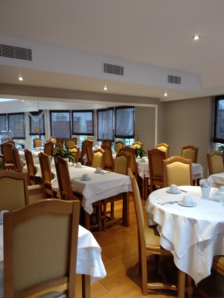 Hotel Royal Lutetia 38/50