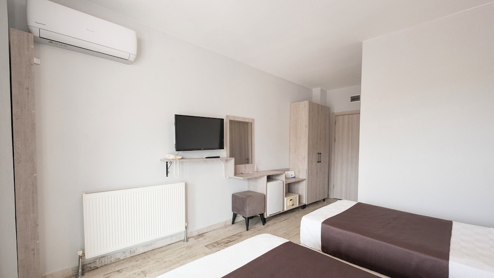 Yalikoy Deniz Otel 27/50