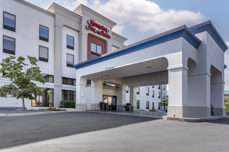 Hampton Inn Suites Louisville 45/46