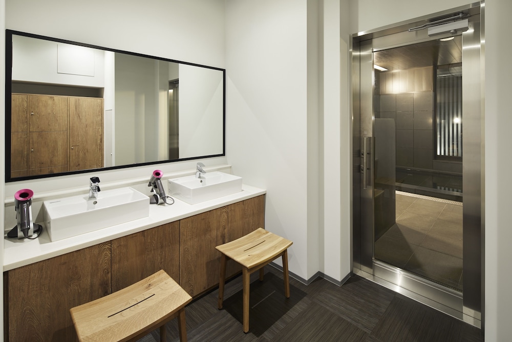 The Square Hotel Ginza 65/66