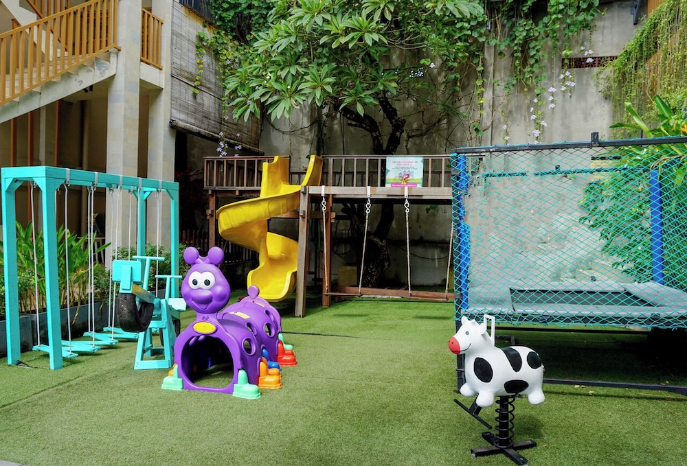 Graha Socio Hotel 40/56