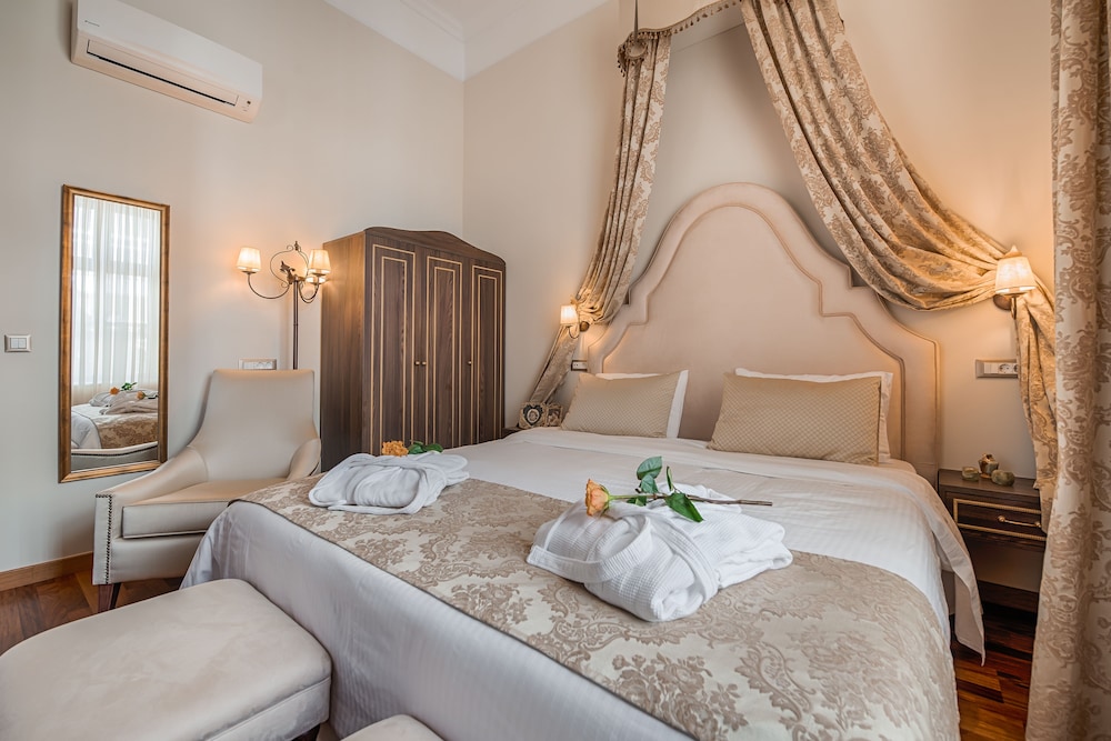 SPERVERI BOUTIQUE HOTEL 16/77