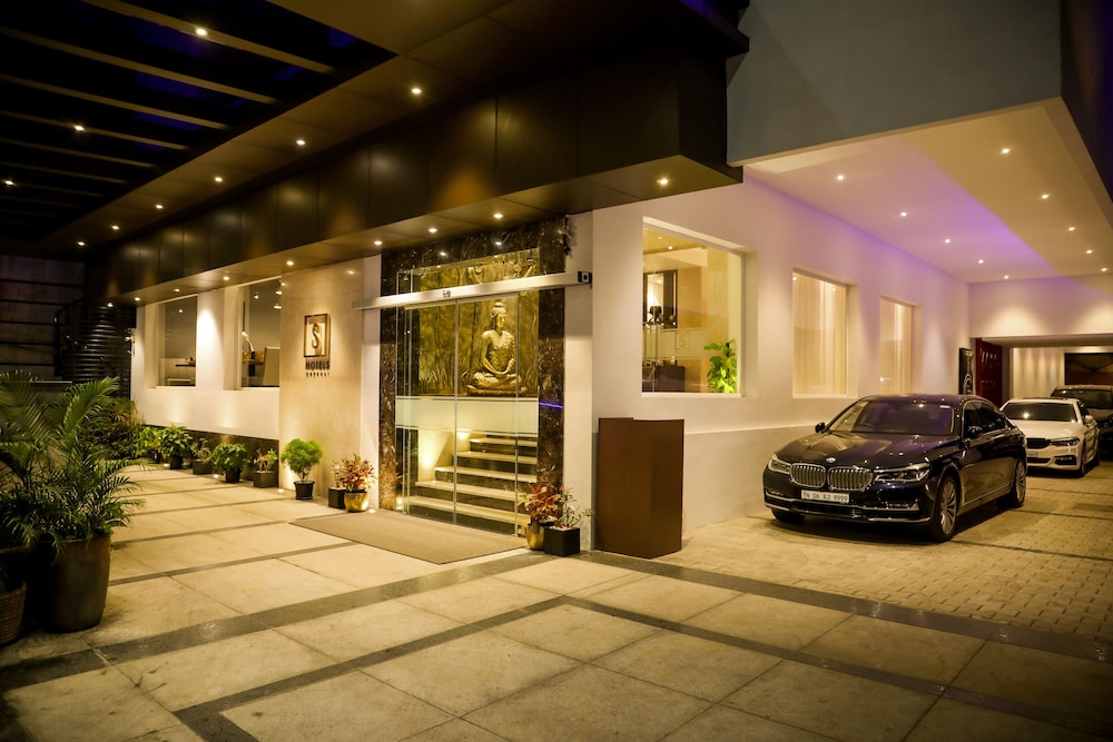 S Hotels 42/50