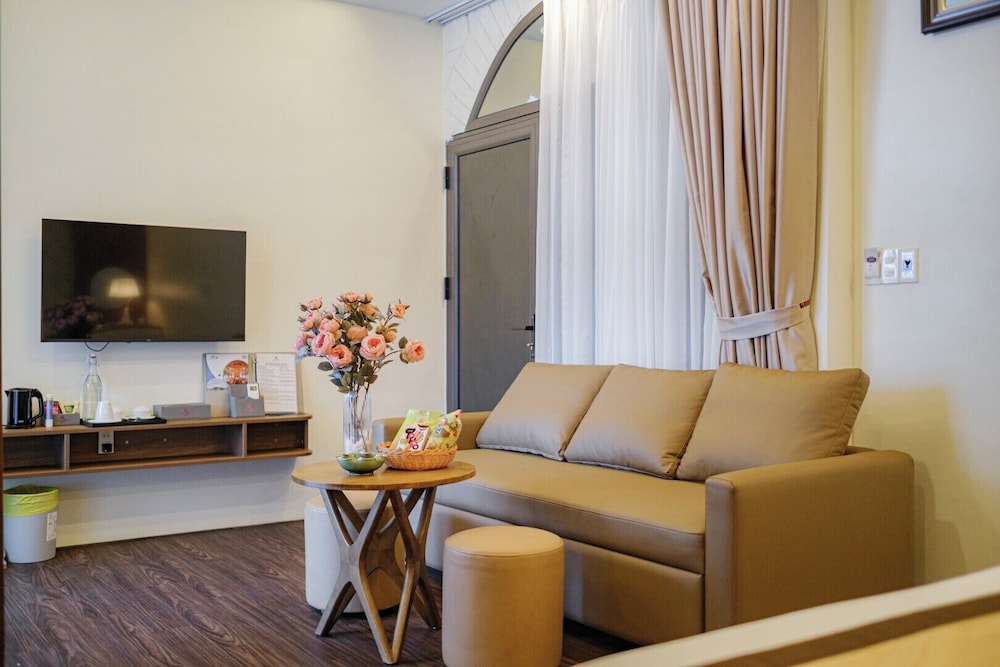 Roza Palace 27/50