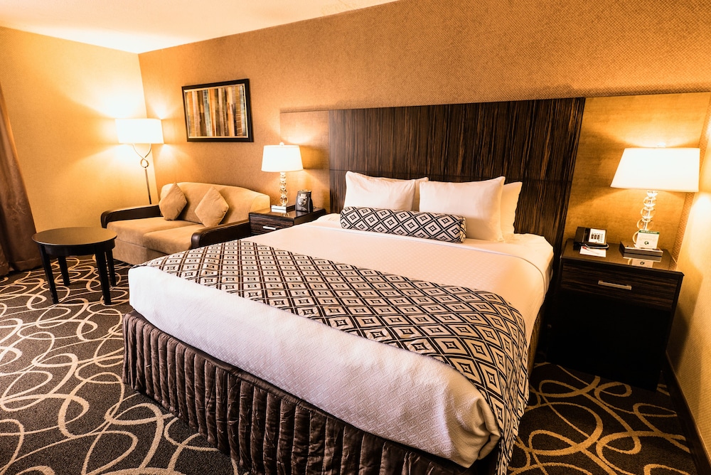 Crowne Plaza Newark Airport 13/50