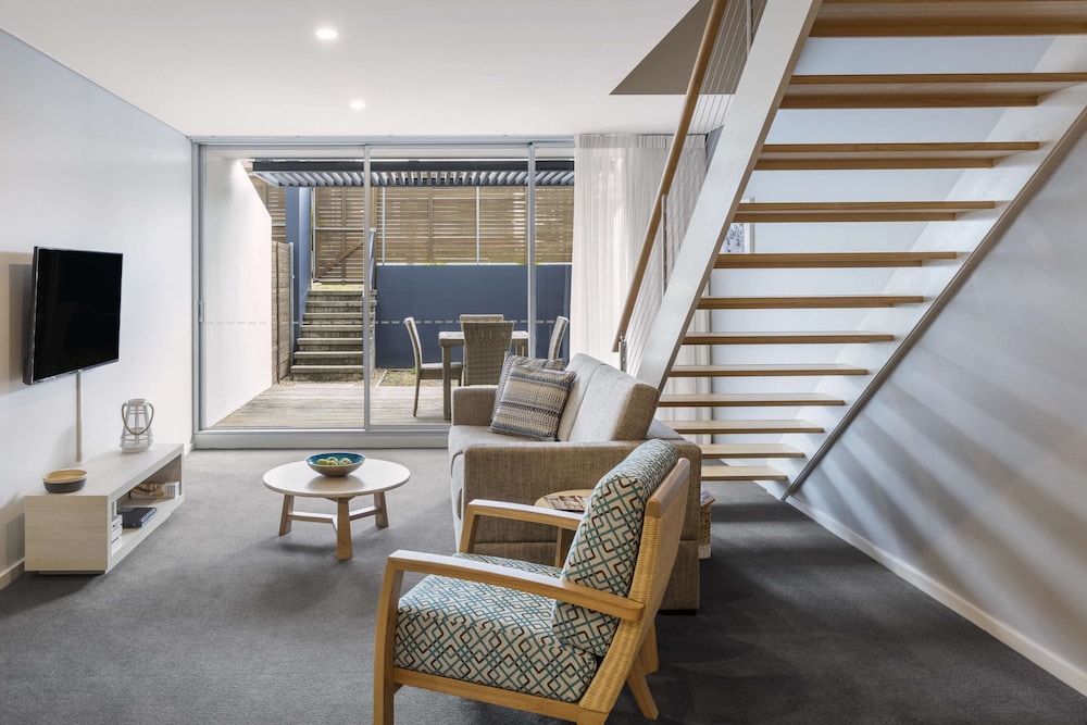 Oaks Nelson Bay Lure Suites 45/62