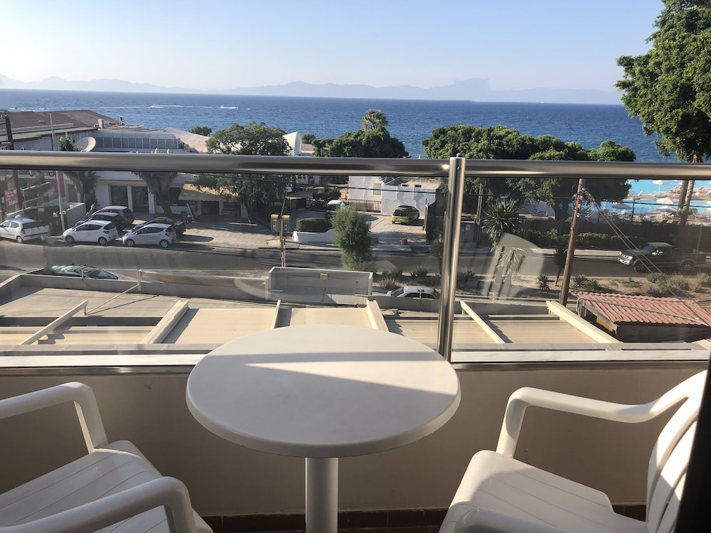 Caravel Apartment Hotel 31/44