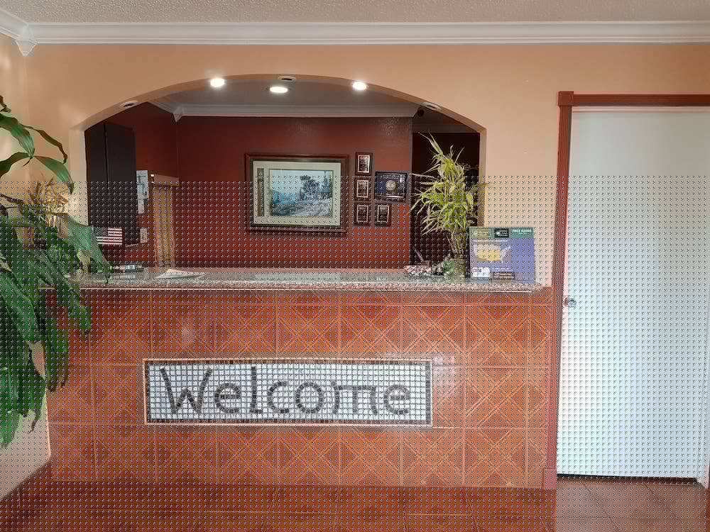 Budget Host Inn Eastland 4/56