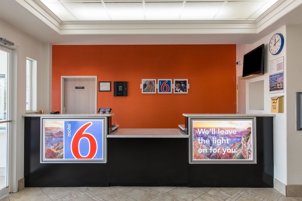 Motel6 San Antonio, TX - Downtown - Alamo Dome 6/54