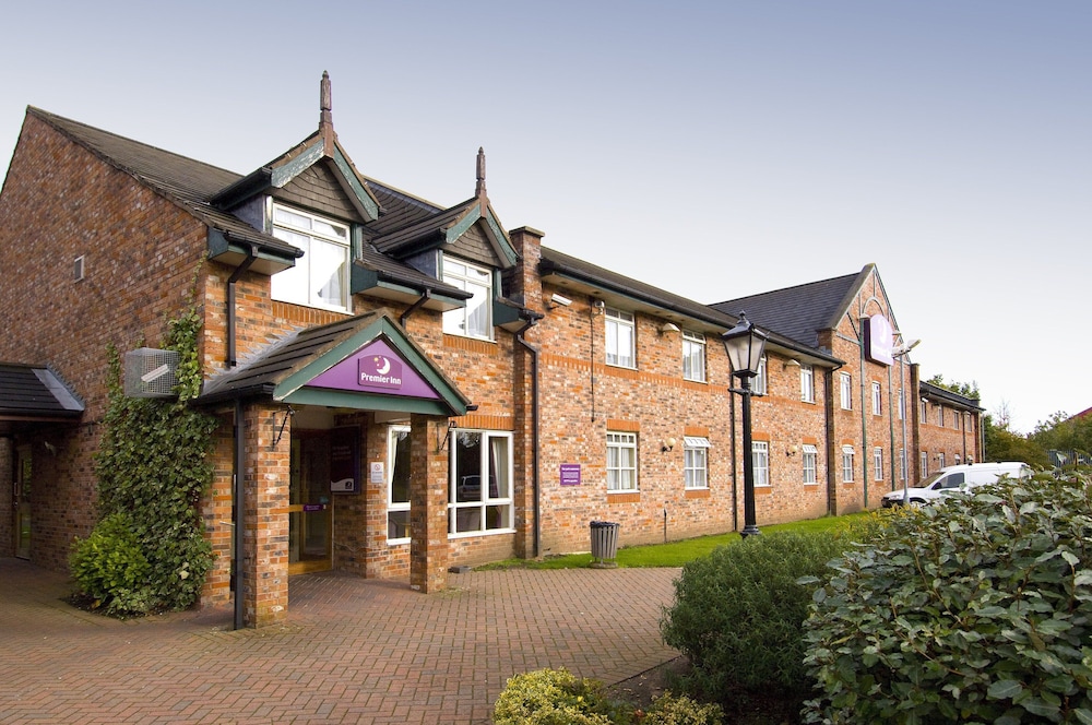 Premier Inn Manchester (Sale) 61/66