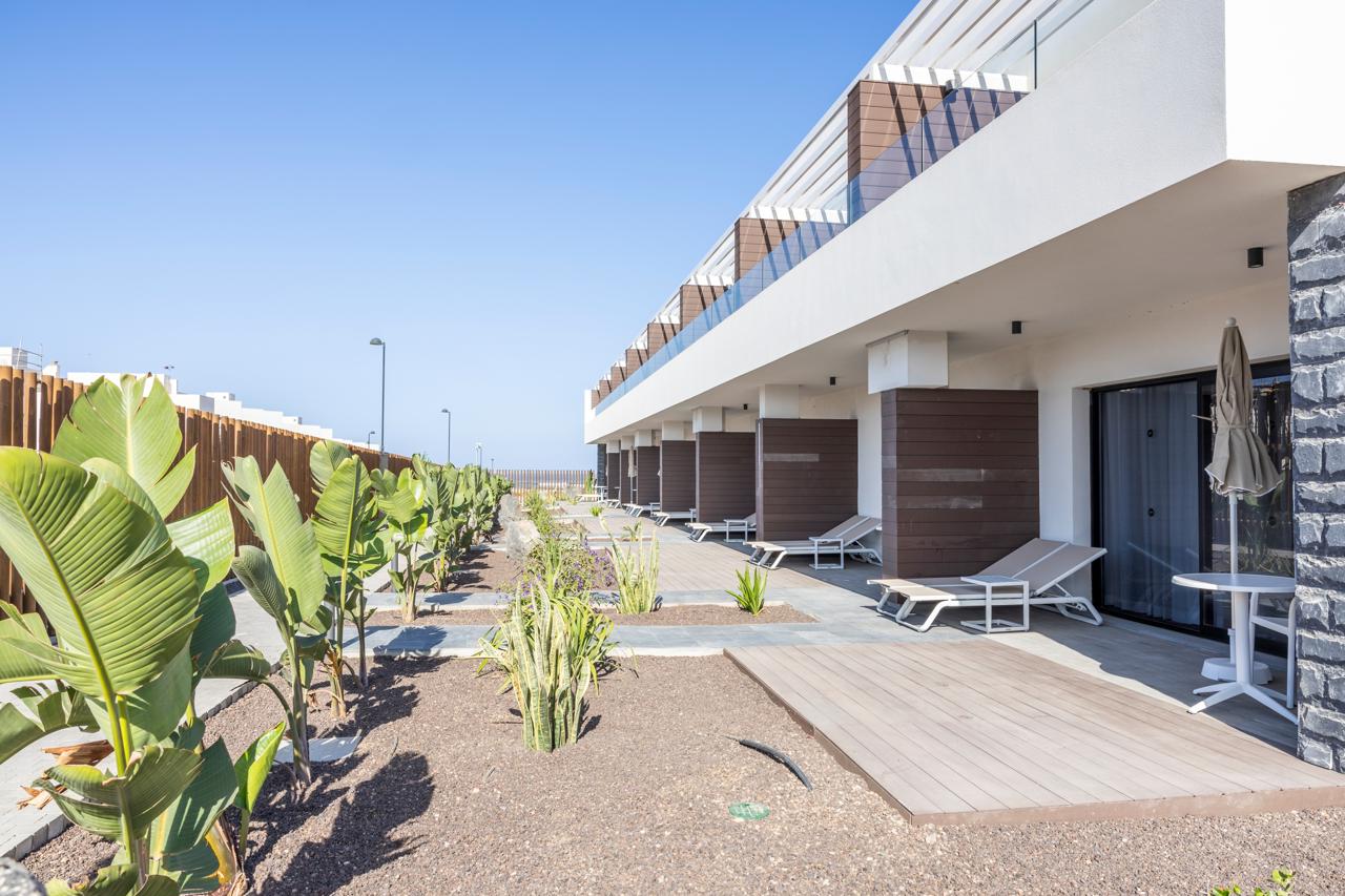 Esmeralda Cotillo Homes by LIVVO 72/79