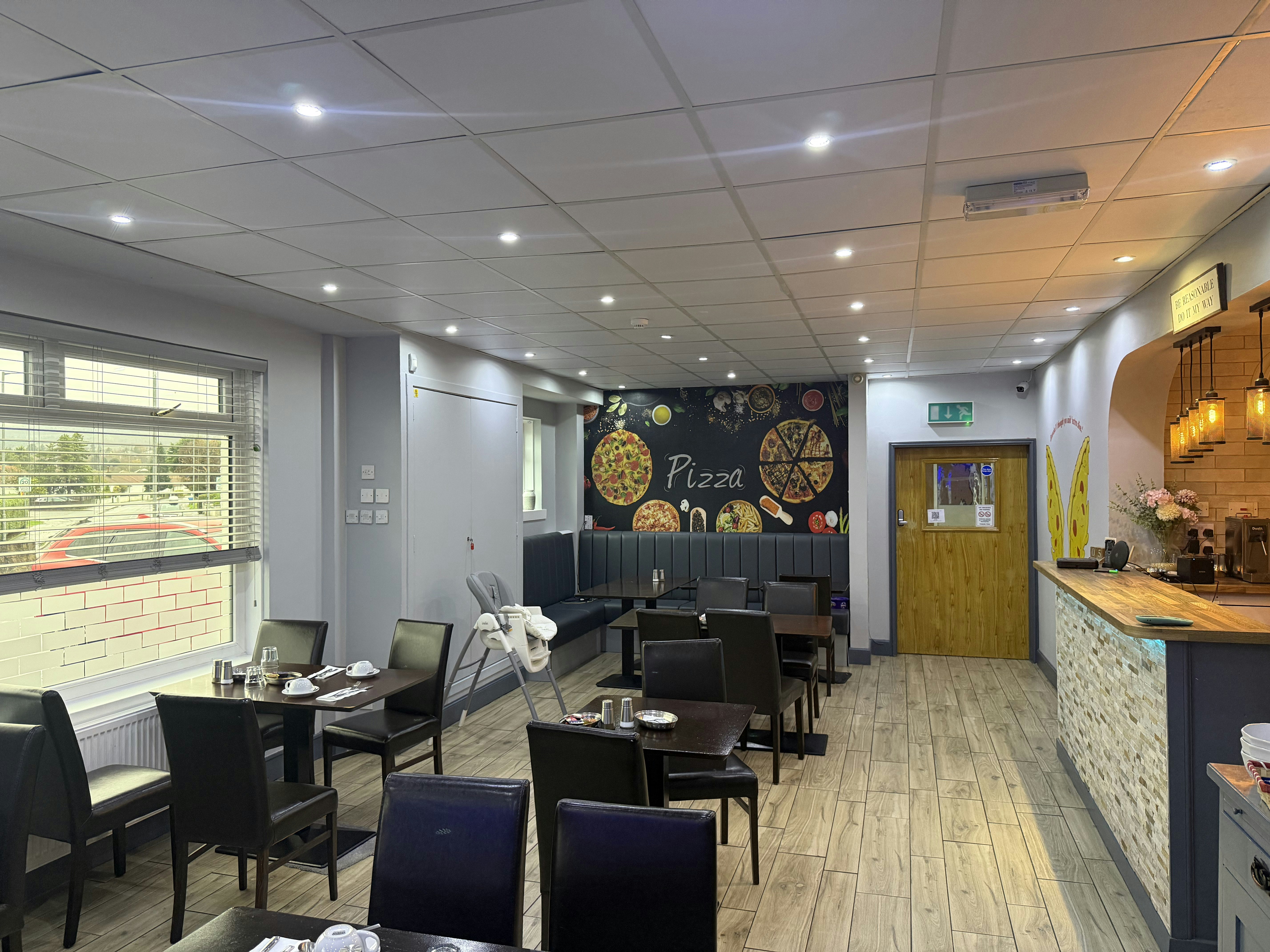 The County Hotel 31/38