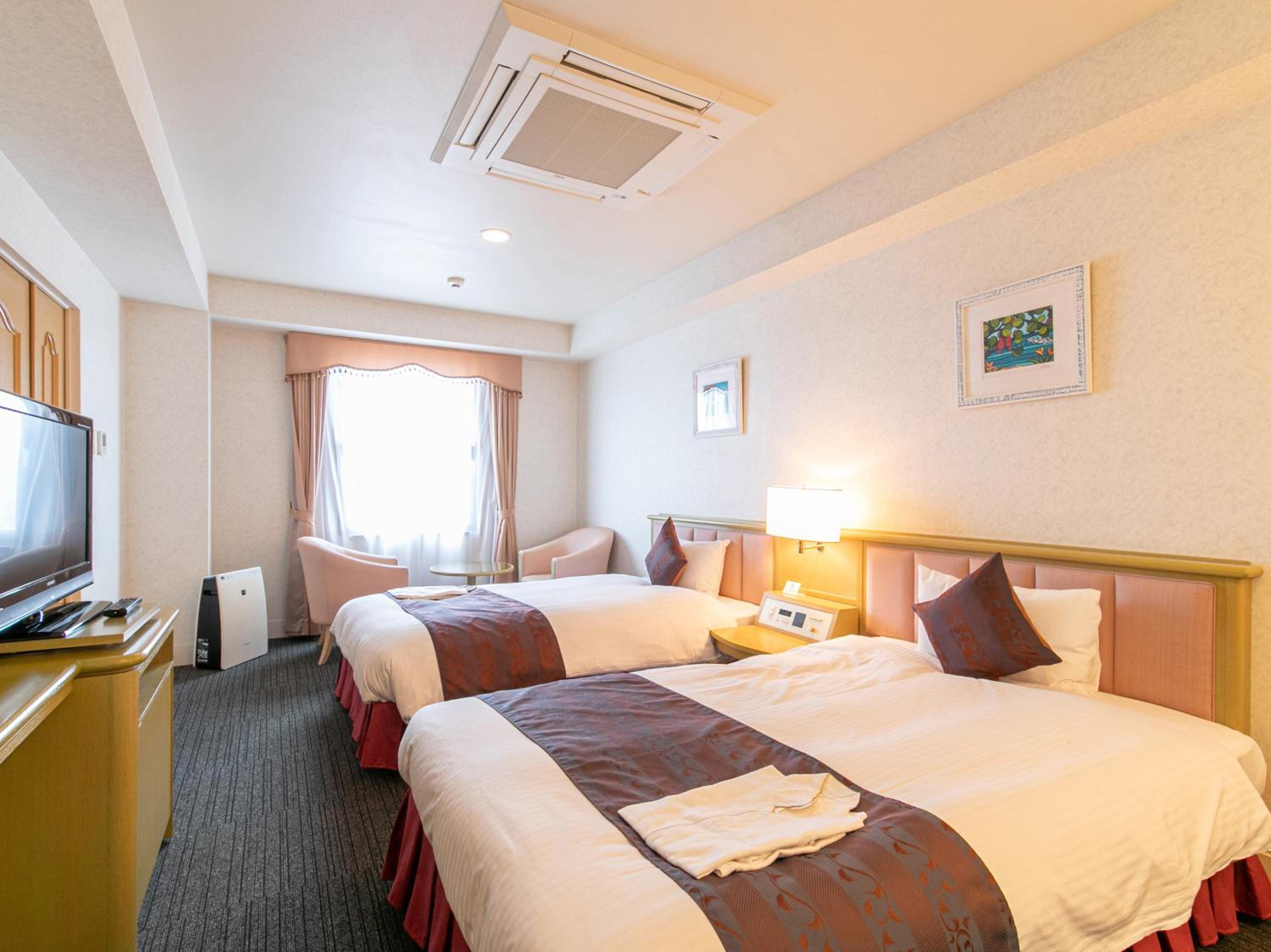 Semi Room, Suite, 2 Semi Double Beds