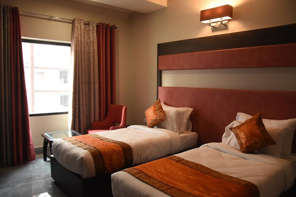 Hotel Abhinav International 19/26
