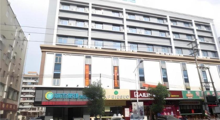 City Comfort Inn Huizhou Huxi Avenue Branch 1/48