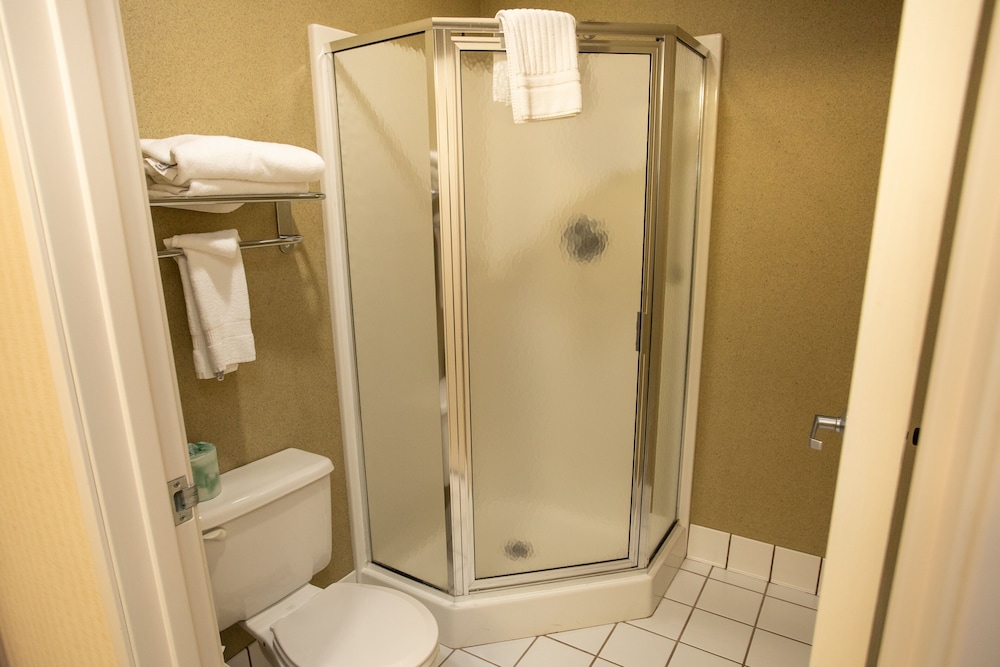Comfort Inn Traverse City 17/59