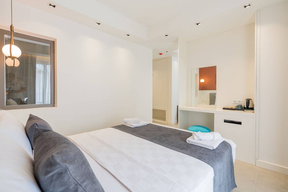 Kas Evderhan 8/28