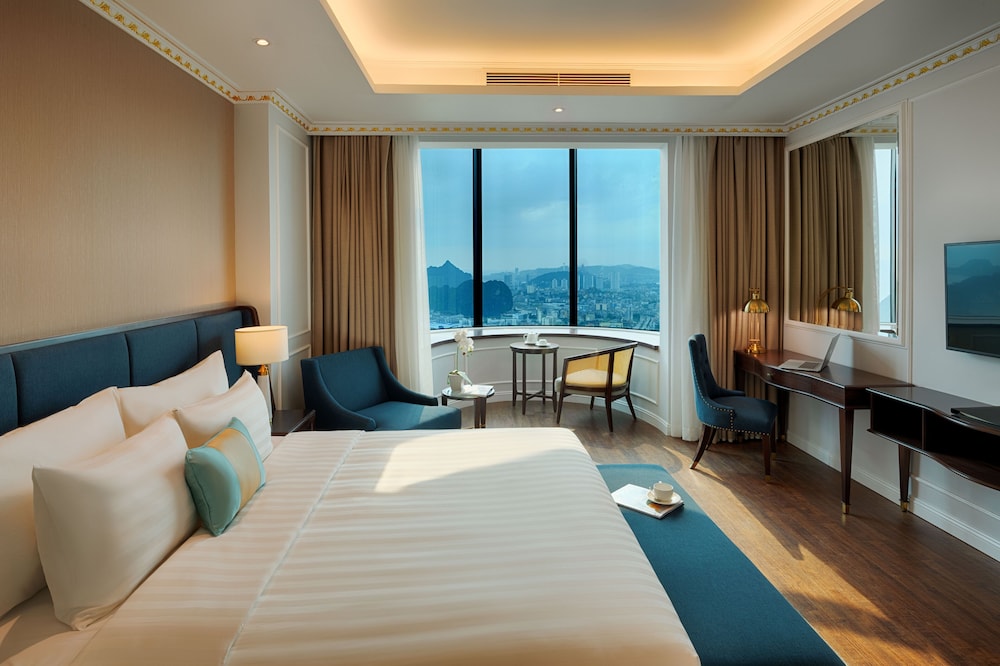 Flc Ha Long Bay Golf Club And Luxury Resort 16/67