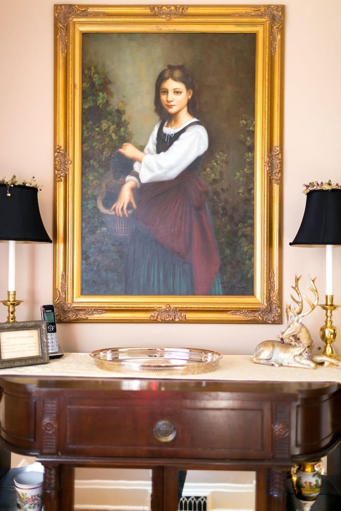 1810 Emerson House Bed & Breakfast-Adults Only 2/19