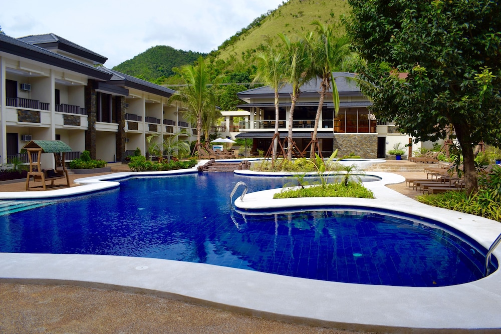 MO2 Lagoon Coron 56/61