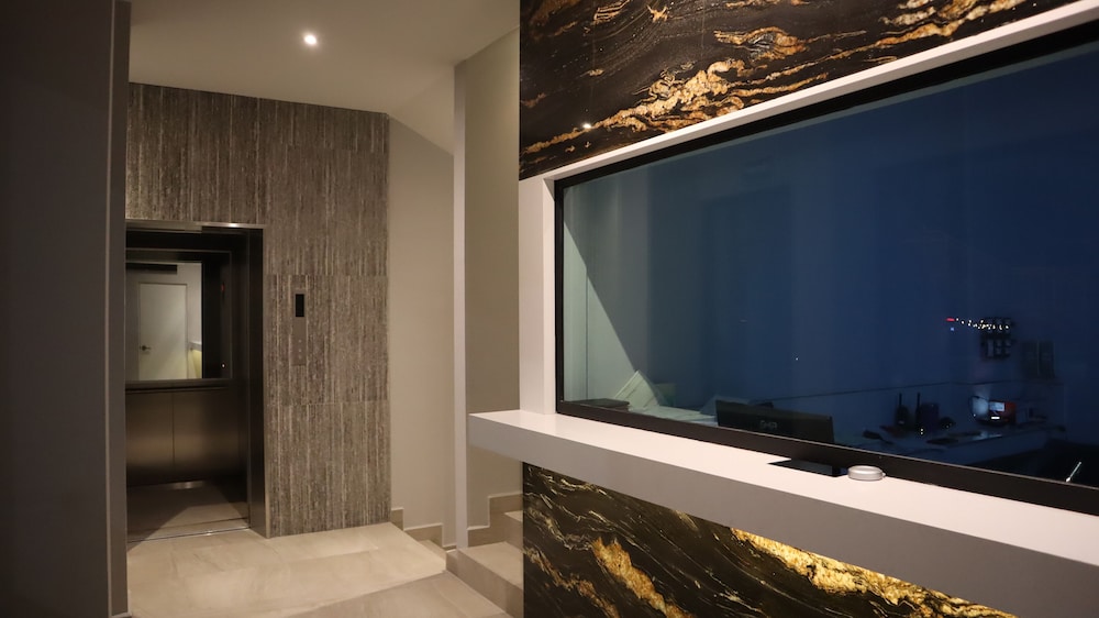 Hotel Myst 23/25