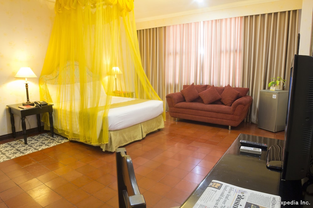 White Knight Hotel Intramuros 36/65