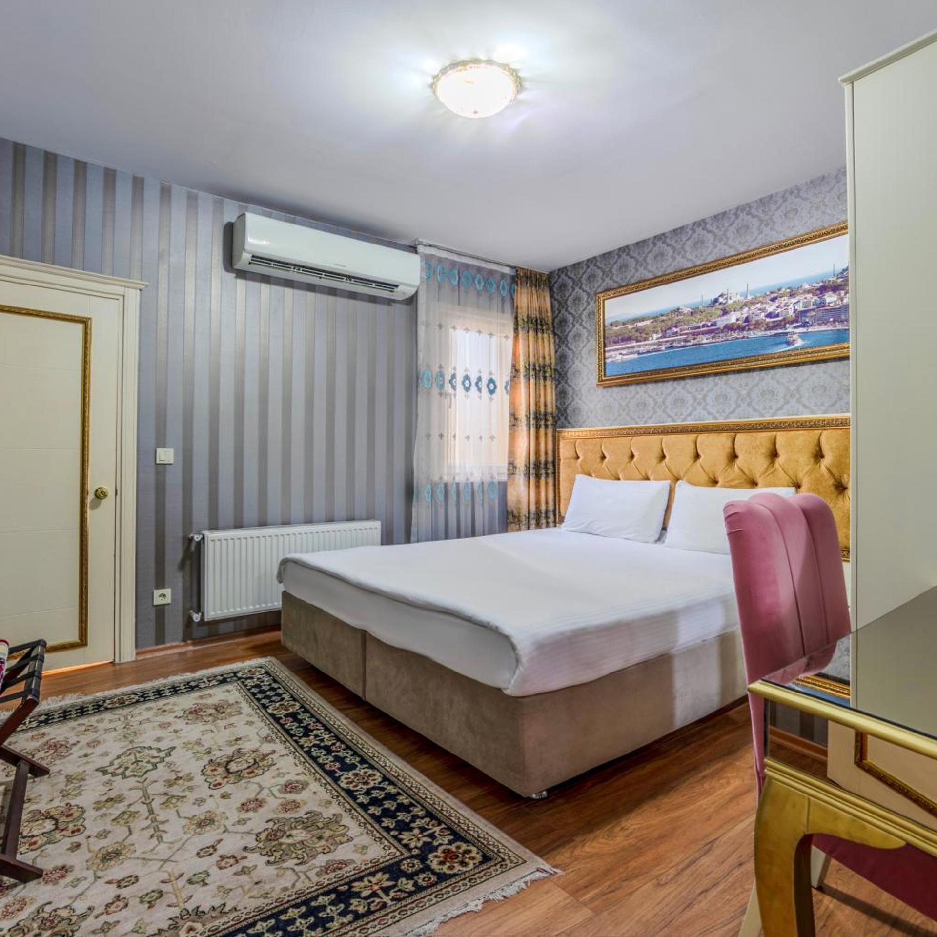LEMIS SUITE 21/50