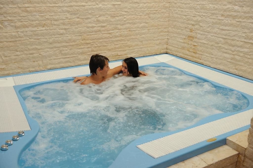 Relais Vecchio Maso 37/56