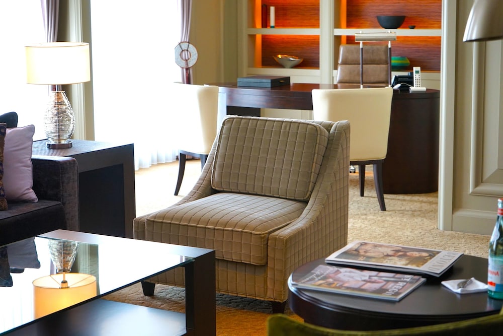 The St. Regis Osaka 52/65