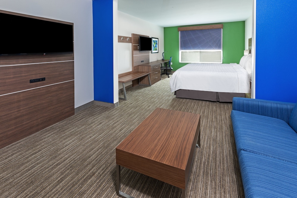 Holiday Inn Express Hotel & Suites Shreveport - West 7/68