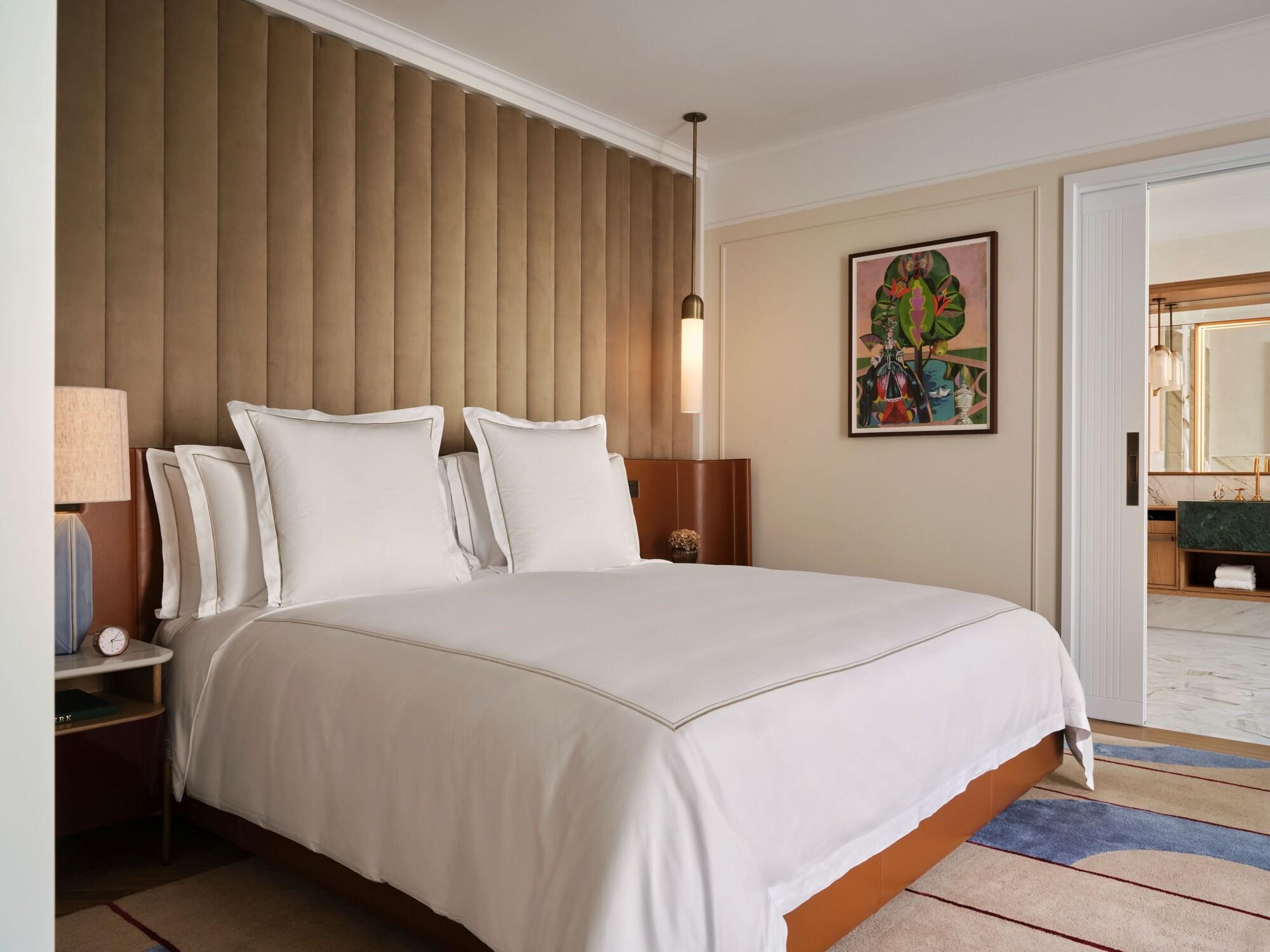 Room, Multiple Beds
