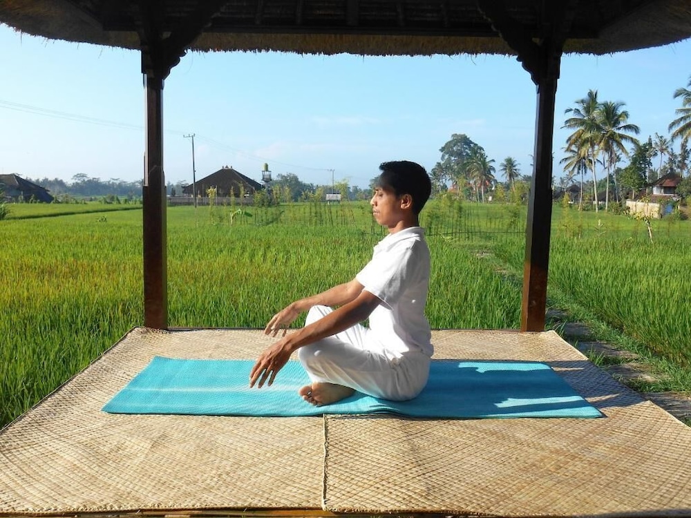 Alam Puisi Villa 31/66