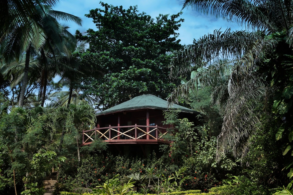 Bom Bom Island Resort 1/50