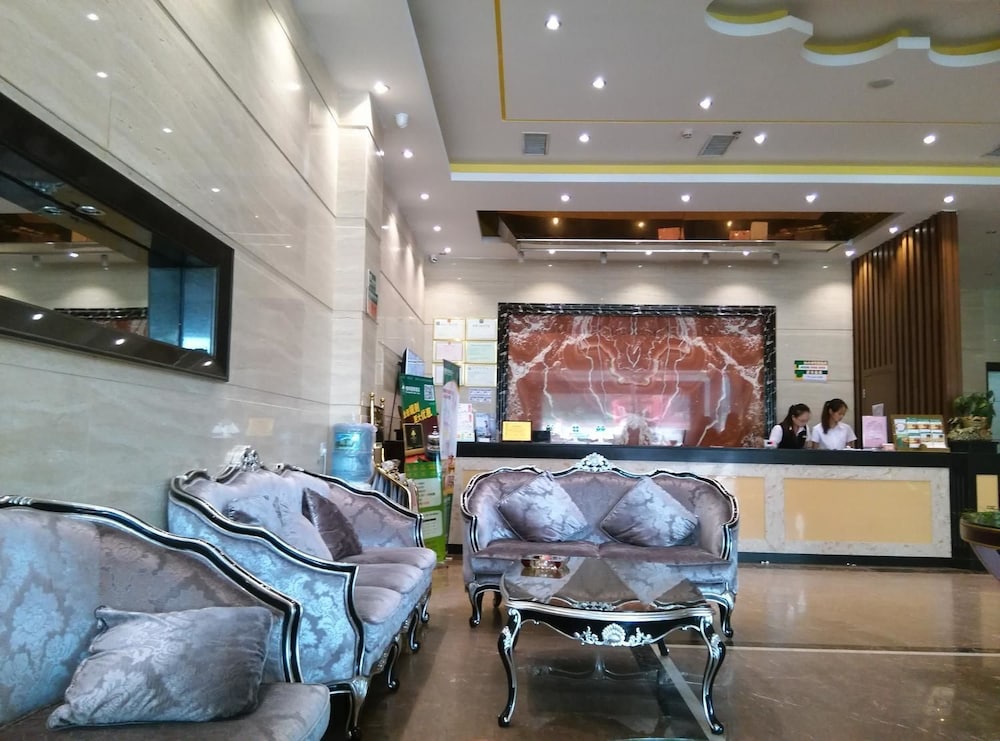 Greentree Inn Guangzhou Chimelong Paradise Yuangang Metro Station Hotel 2/26
