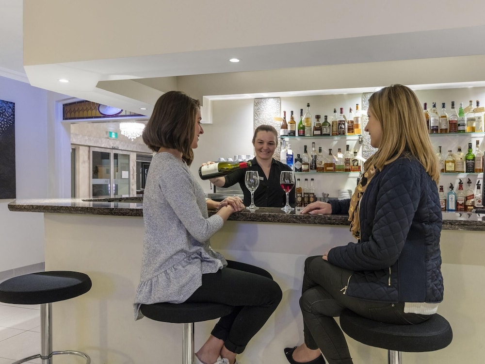 Mercure Wagga Wagga 32/50