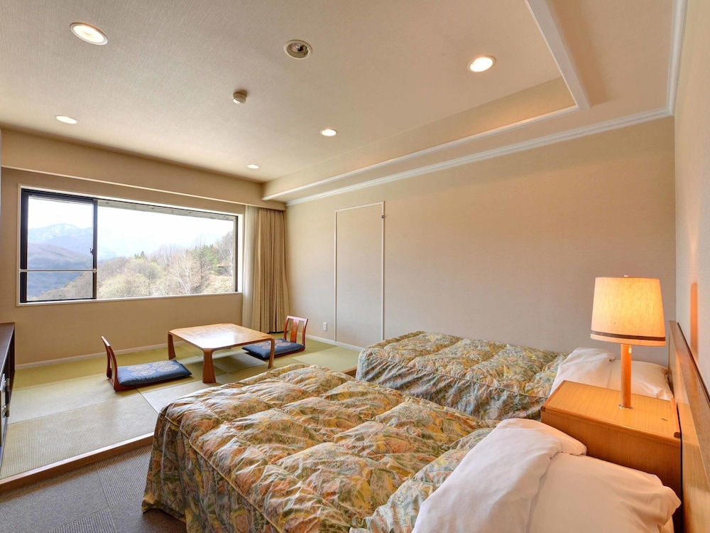 Oze Iwakura Resort Hotel 6/32