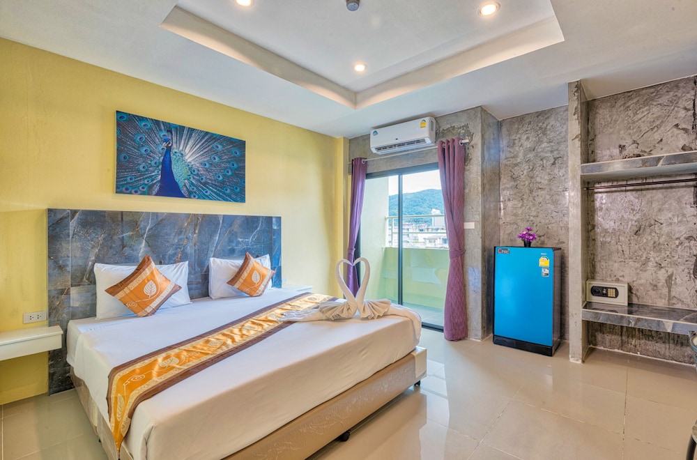 TJ Patong Hotel (SHA Plus+) 12/26
