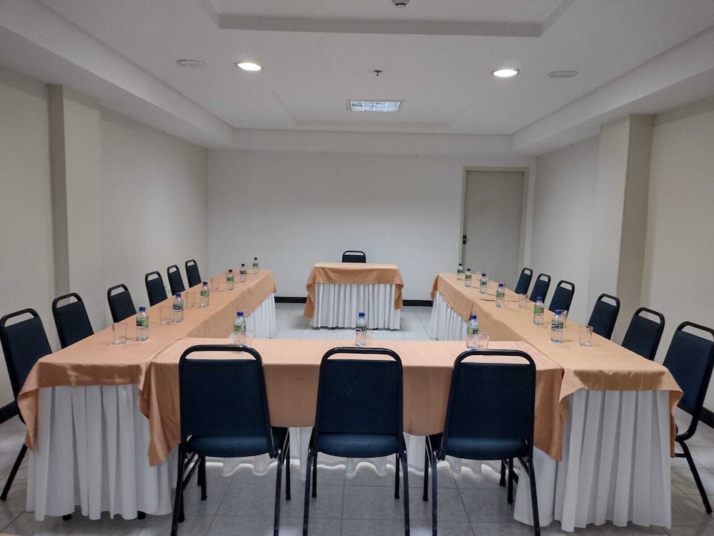 Hotel Euro Suite Recife Boa Viagem By Nacional Inn 59/69