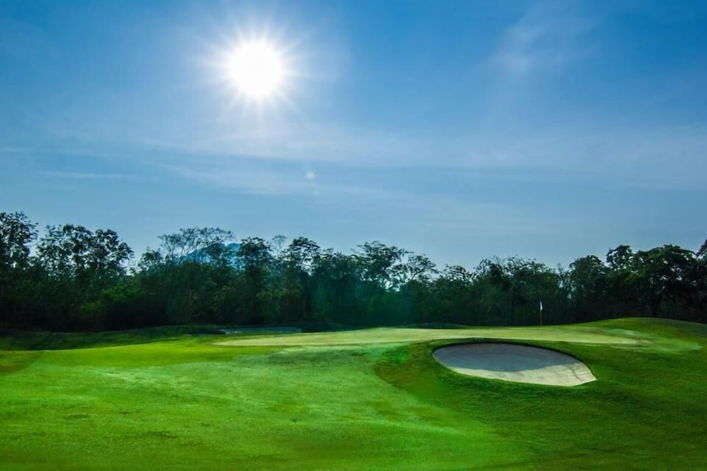Imperial Lake View Hotel & Golf Club 44/48