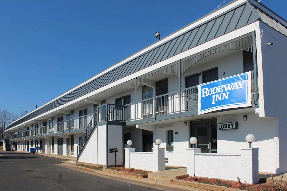 Rodeway Inn Charlotte South photo3