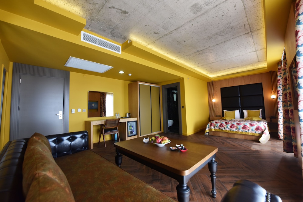 Bayberd Hotel 18/34